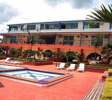 Hotel Villa Karen Puerto Gaitan ภายนอก รูปภาพ